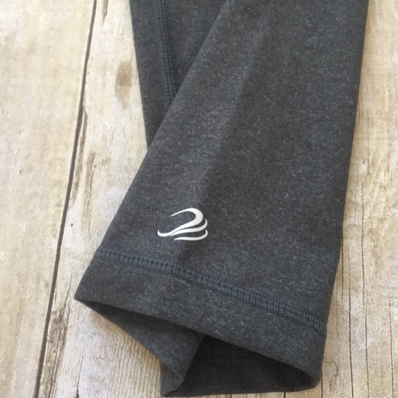 Powerforce Work Out Capris - Picture 2 of 6